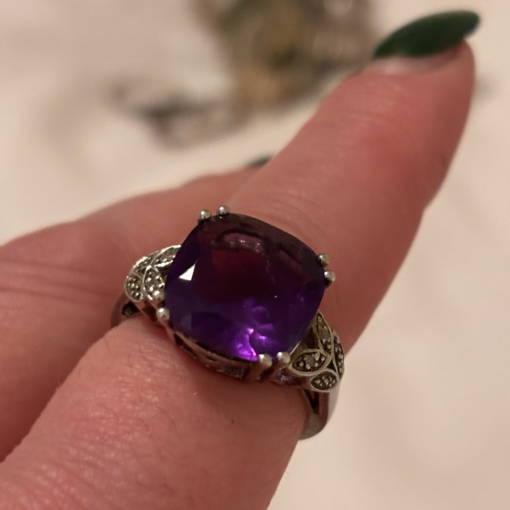 Sterling Silver Purple Cushion-Cut Ring with Vintage Filigree